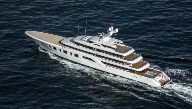 aerial view of Aquarius cruising