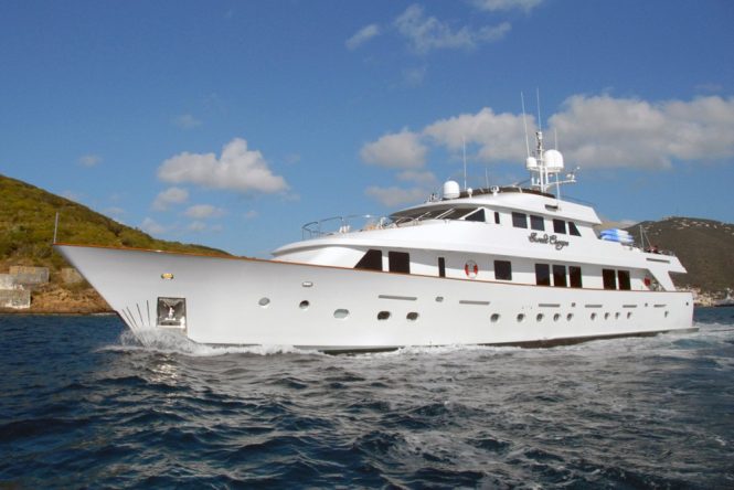 Superyacht SWEET ESCAPE