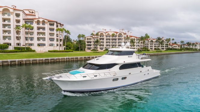 Yacht charters aboard ANDIAMO in Florida and Bahamas