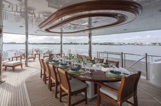 fabulous alfresco dining