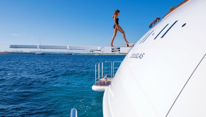 Enjoying summer with 11.11 yacht