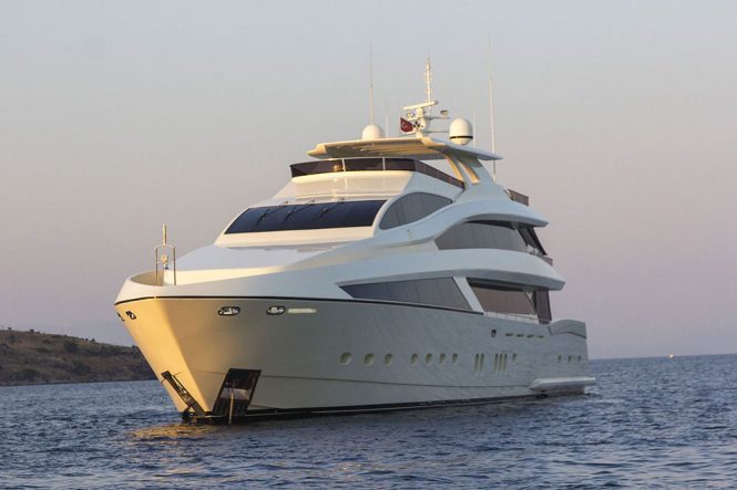 SKYLIGHT (ex CEYDAM) motor yacht - sistership to SKYLIGHT II currently under construction