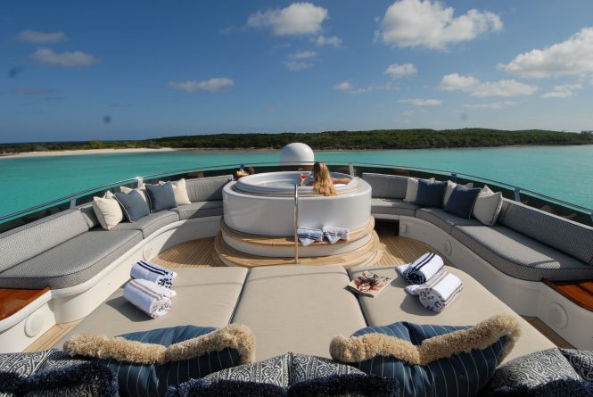 Jacuzzi aboard SWEET ESCAPE