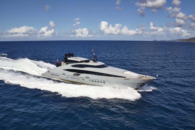 Motor yacht GREY MATTERS