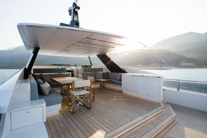 Sun deck - Jeff Brown