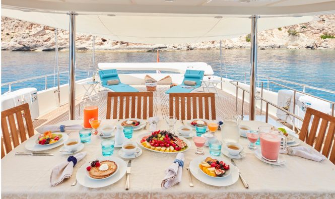 Aft deck offering alfresco dining option
