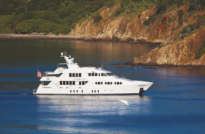 Motor yacht MILK AND HONEY