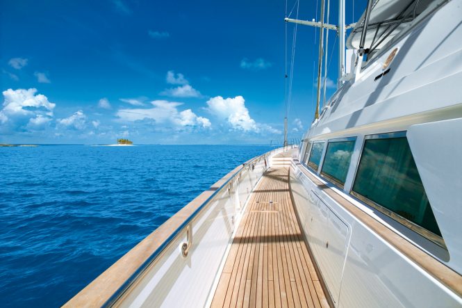 SY SPIRIT OF THE CS cruising in the Caribbean