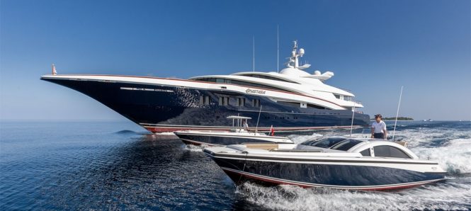 WHEELS (ex ANASTASIA with tenders)