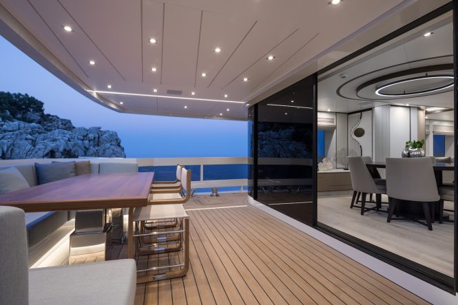 Aft main deck of Virgen Del Mar VI