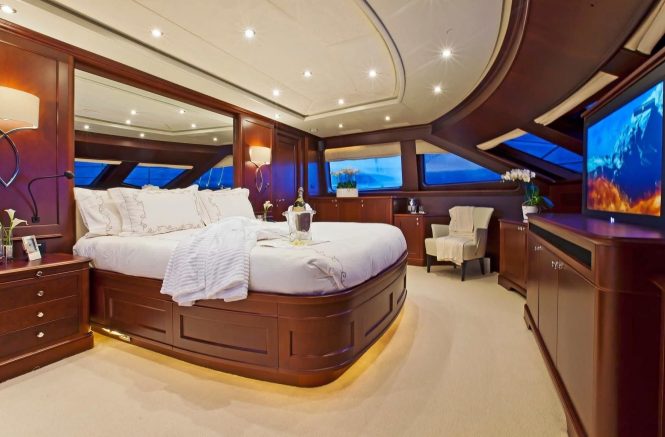 Classic and elegant deluxe interiors and accommodation for guests