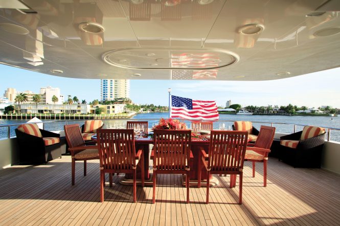 Aft deck alfresco dining with seating