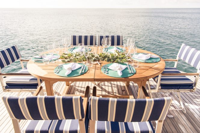 Alfresco dining option aft