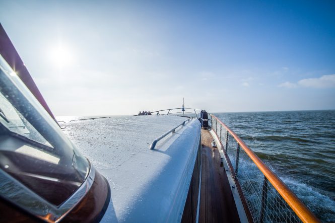 Caravelle deck detail