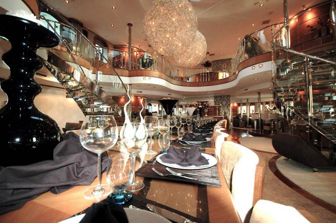 Fabulous dining area for a large group of guests