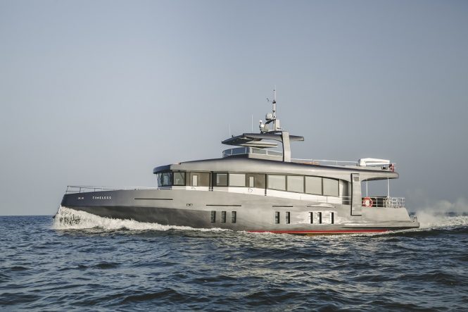 Motor yacht TIMELESS
