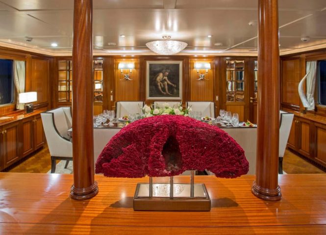 Elegant dining saloon