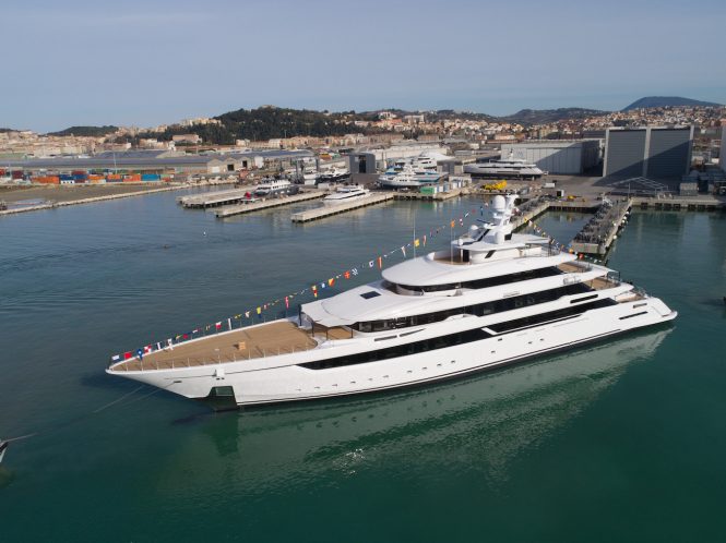 Sport Hybrid 40 superyacht DRAGON launched
