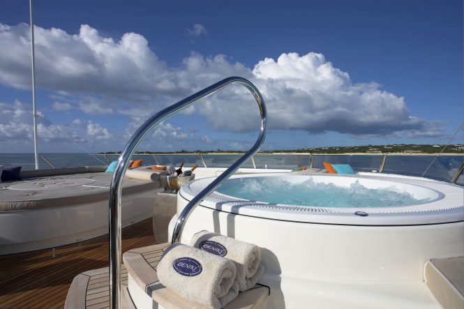 Jacuzzi on board with sun pads