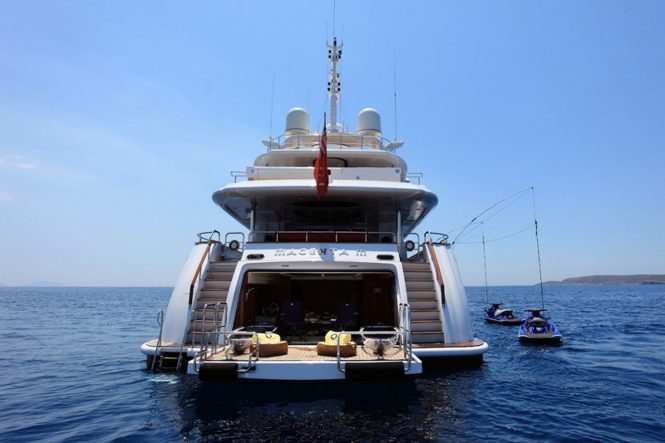 Swim platform with toys