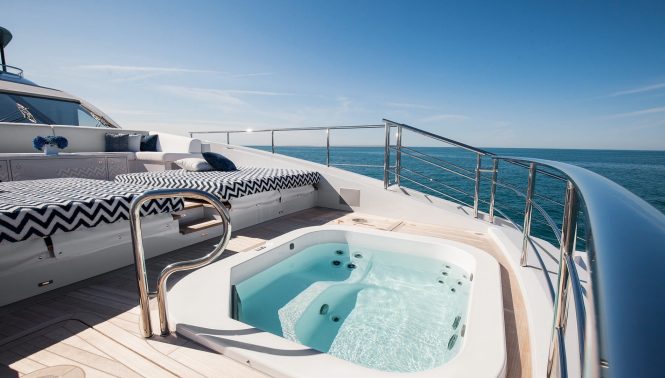 Jacuzzi on bridge deck forward