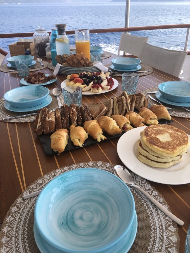 Fabulous al fresco breakfast in the morning