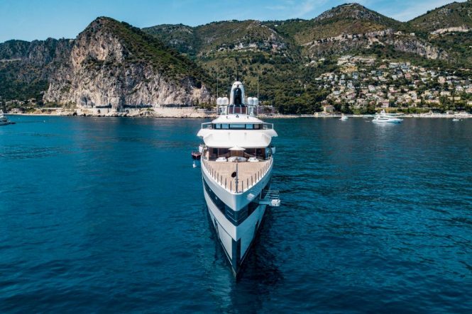 Superyacht LADY S