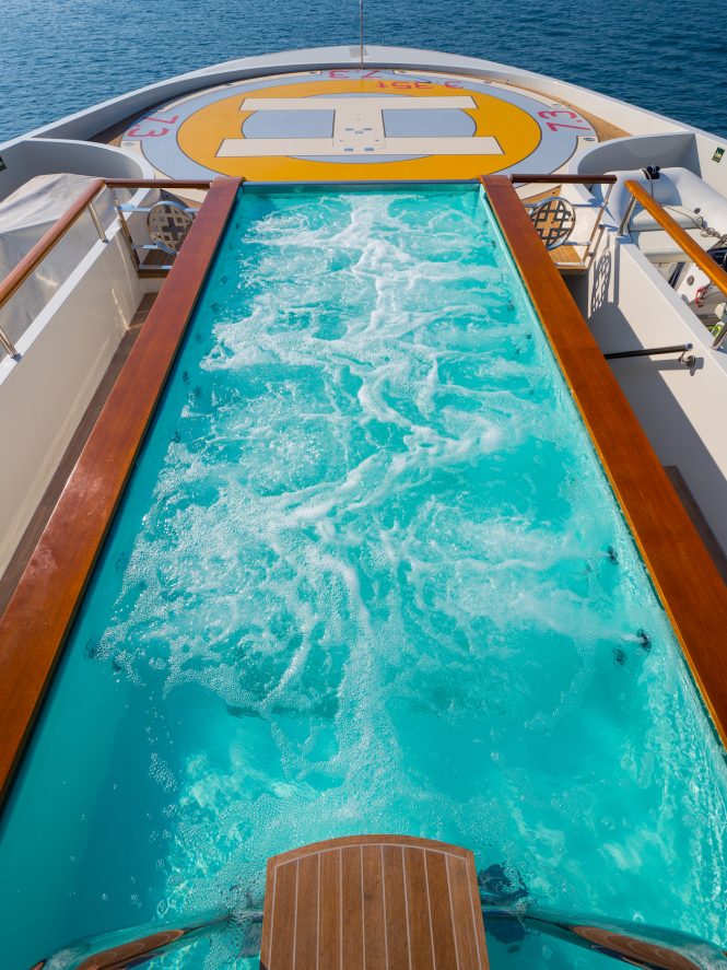 Forward deck Jacuzzi and helideck