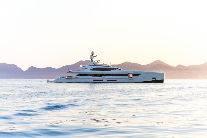 Motor yacht VERTIGE - sistership to the hull 3 of S501 by Tankoa Yachts