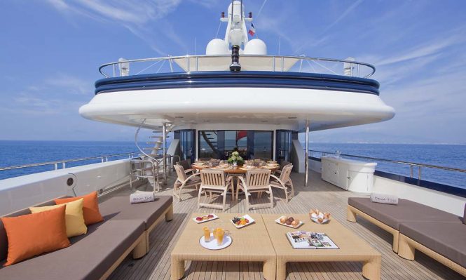 Bridge deck offering excellent areas to relax