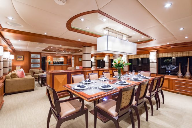 Elegant dining area and saloon