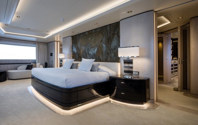 Master suite - Photo © Jeff Brown Photography