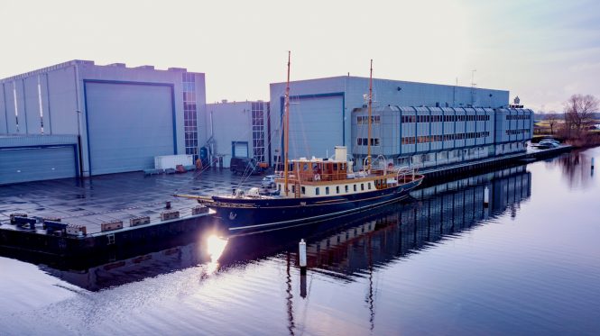 Classic yacht ATLANTIDE pre-Huisfit at Royal Huisman Vollenhove - photo by Huisfit