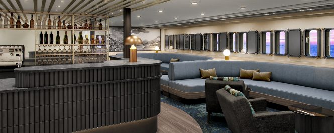 Spacious saloon and bar