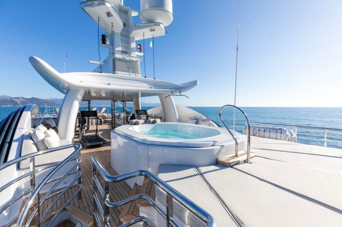 jacuzzi on sun deck