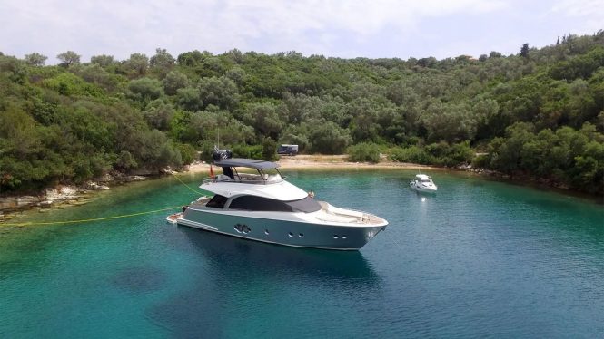 motor yacht IT'S MAGIC