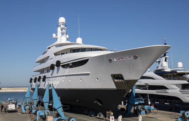 Lusben refits motor yacht Oasis - Lurssen 60m