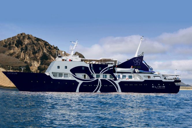 Luxury yacht EMERALD DREAM available in Greece