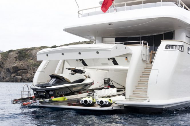 toys © pozitifstudyo.com