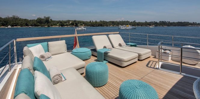 Sun deck sunbathing area