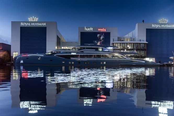 PHI by night with innovative laser lighting - photo by Tom van Oossanen