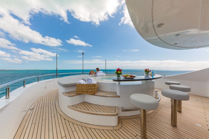 Sun deck Jacuzzi with a bar