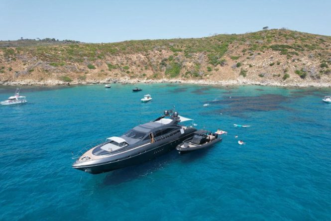 Luxury yacht REVELLA