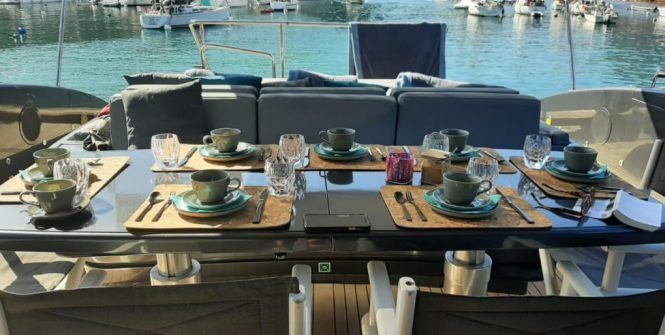 Main deck aft al fresco dining