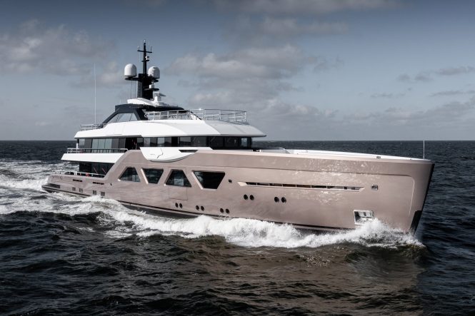 Luxury yacht COME TOGETHER