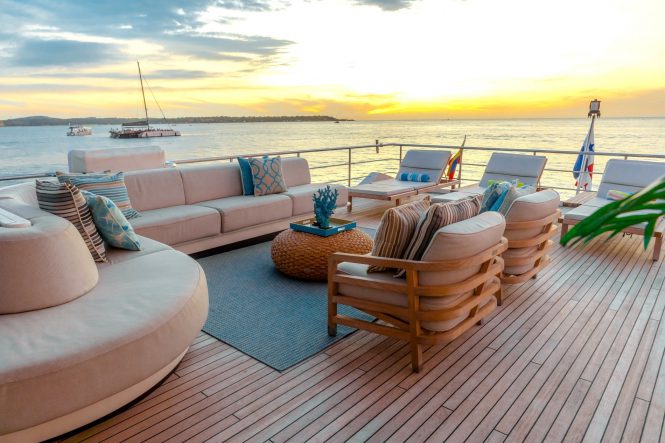 LUZ DE MAR | Sun deck