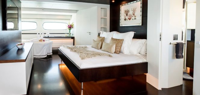 Luxury yacht IMPULSIVE | Master on main deck