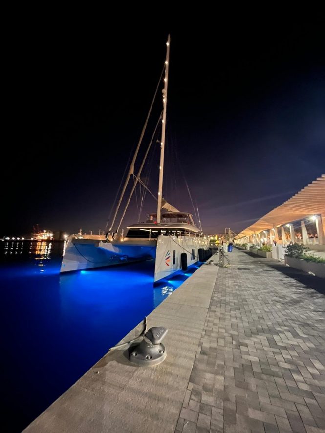 VIVA LA VIDA catamaran