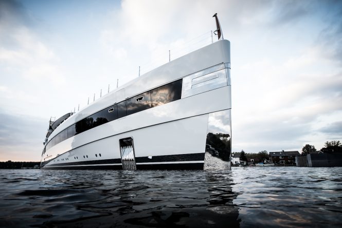 Feadship superyacht LADY S