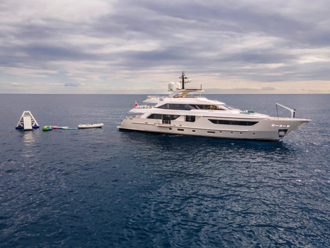 Motor yacht PREMURA